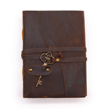 Oiled Leather & Key - 200 pages decle-edged - 13x18cm