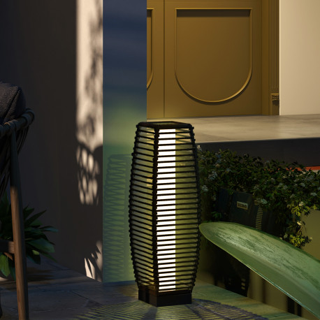 Outsunny Rattan Solar Floor Lamp,  68cm Tall Outdoor Garden Lantern Pathway Light & Decorative Lighting with Auto On/Off LED Lig
