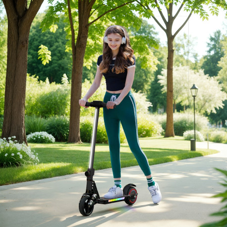 SPORTNOW Folding Electric Scooter for Kids Age 6-14 with Dual Brakes, Front Suspension, LED Colourful Lights and Display, 6.8kg 